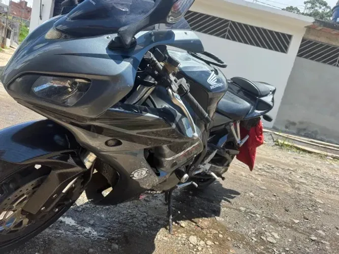 CBR 1000cc FireBlide, zerada e revisada