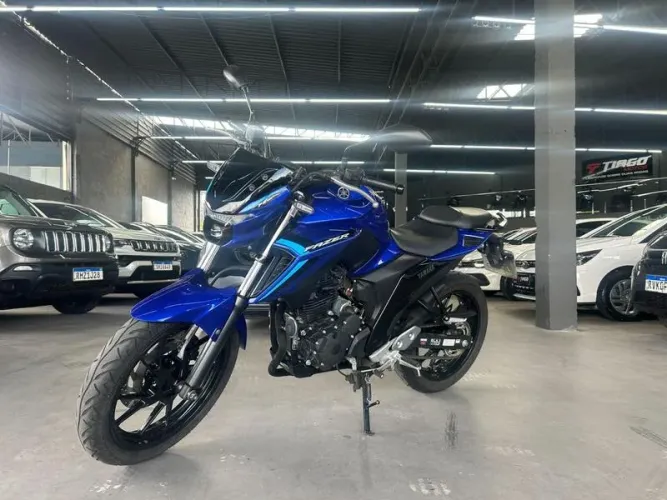 YAMAHA FZ25 FAZER 2025