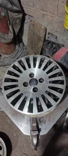 Roda 15 avulsa de Citroen C3 