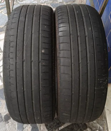 Vendo 2 Pneus Bridgestone Turanza T005