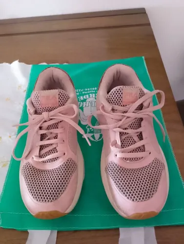 Tênis feminino 