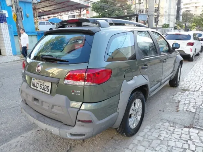 Fiat Palio Weekend Adventure Locker 1.8 Flex 2011