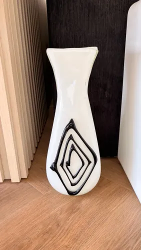 Vaso Decorativo de Vidro Branco e Preto - Moderno