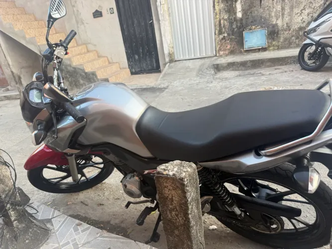 Fan 160 bem conservada toda em dias só pegar e rodar