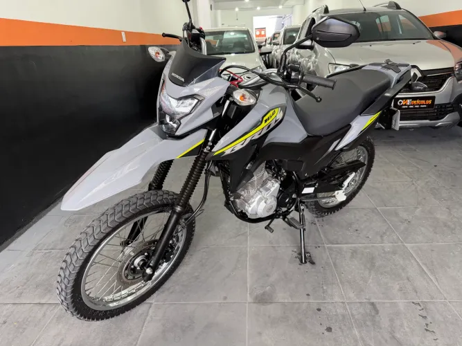 Honda Bros 160 CBS 2025 | Apenas 13.000 km