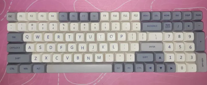 KEYCAPS PBT (100 TECLAS)