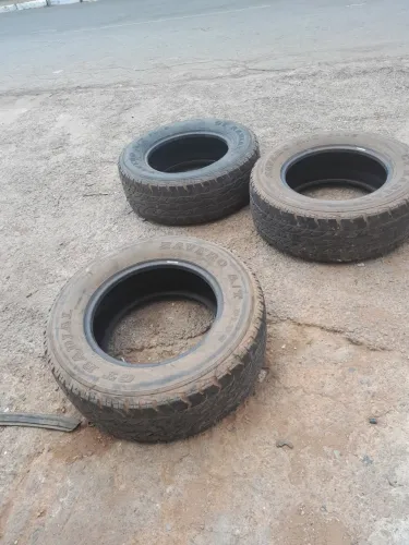 3 Pneus Aro 17 265/65