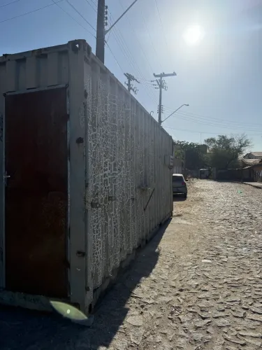 Container