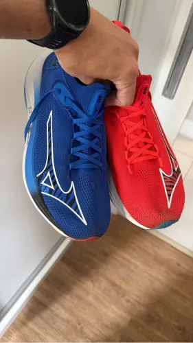 Mizuno Neo Vista