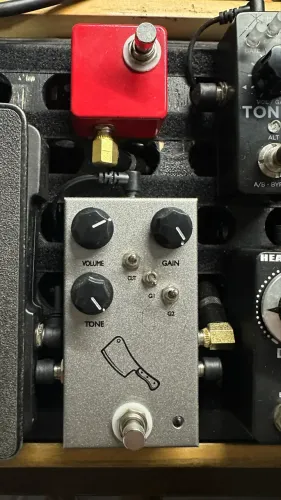 Pedal the killer joy fx + red remote switch