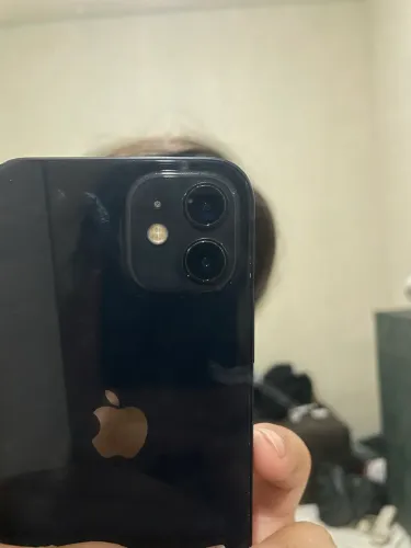 Vendo iPhone 12 cor preta 128 gigas
