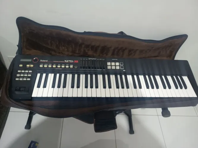 Teclado Roland xps10 