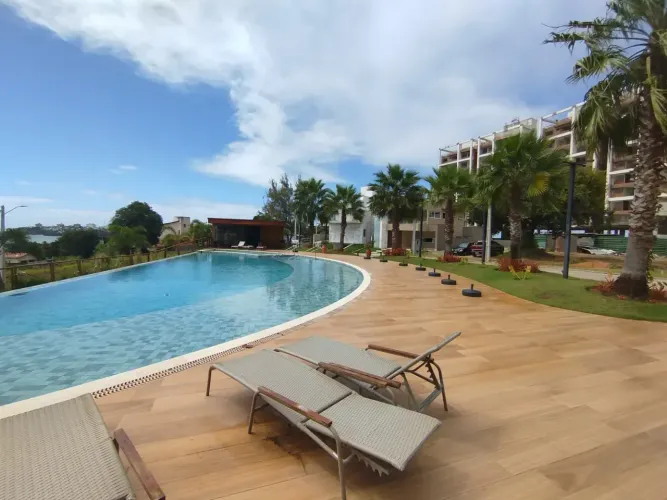 Apartamento 2/4 Suite 02 Vagas No Condomínio Jardins do Porto - Praia de Cotovelo