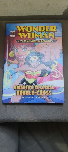 Livro HQ da Giganta (ACEITO OFERTAS)