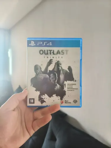 Jogo de ps4 "Outlast"