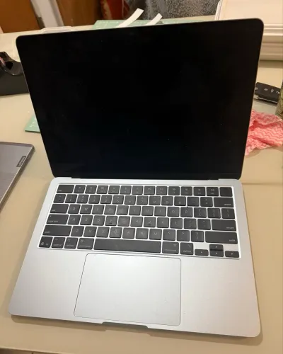 MacBook Air M4