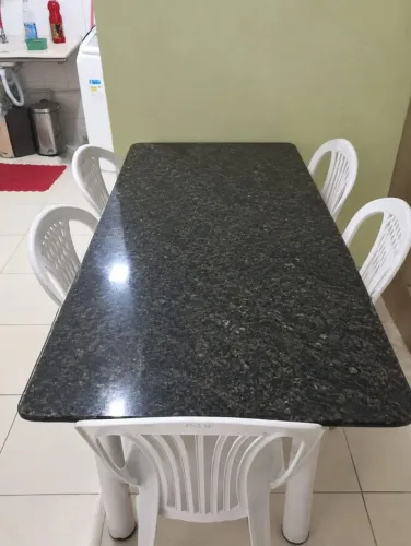 Mesa de mármore 