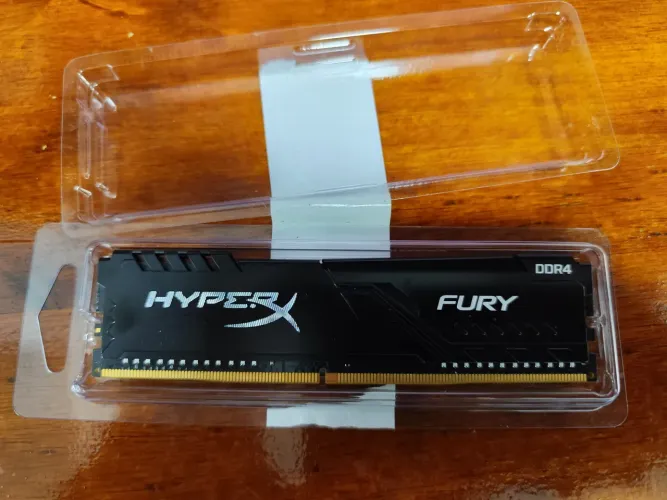 Memória Kingston HyperX 8GB 2666MHz