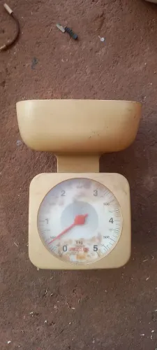 Balança antiga de cozinha
