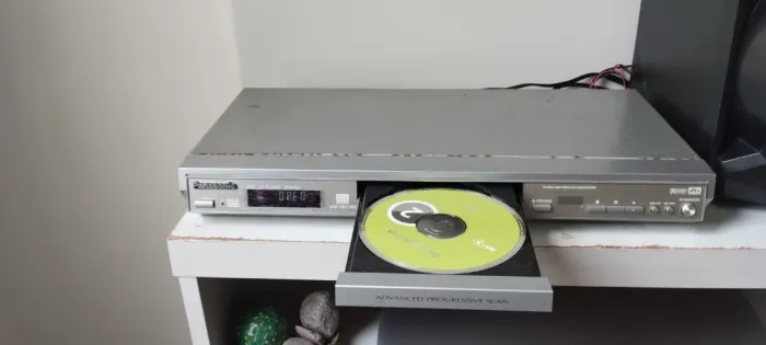 DVD Panasonic, modelo DVD-S27LB-S, 110v