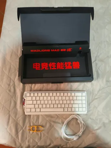 Teclado Madlions MAD 68