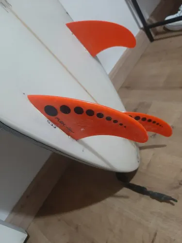 Prancha HS surfboards 6'2 com suporte para Gopro. Sem Defeitos