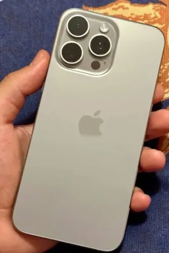 IPHONE 15 PRO MAX 256g