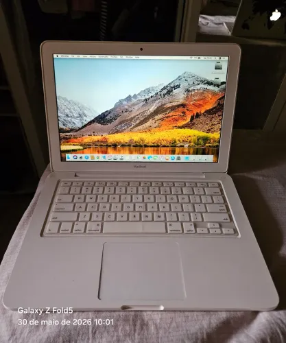 Macbook branco 13 polegadas SSD 256gb 16gb memória bateria 9ciclos nova