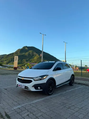 Chevrolet Onix Activ 1.4 8V Flex Mec. 4P 2019