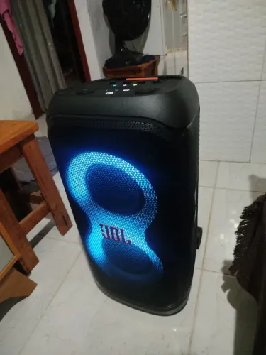 JBL Partybox stage 320