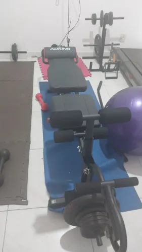 Banco de exercícios físicos musculação 