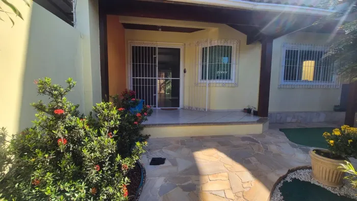 Casa com 3 dormitórios à venda, 241 m² por R$ 1.090.000,00 - São Marcos - Macaé/RJ