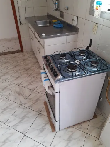 Fogão 4 Bocas Brastemp seminovo 