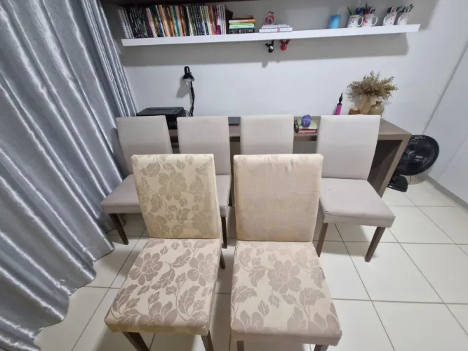 6 Cadeiras mesa de jantar