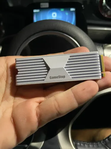 Gamestop 2tb NVMe M.2 PCIe Gen 4 x 4 SSD Com Heatsink