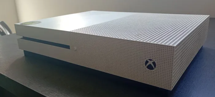 Xbox One S com defeito na placa