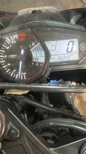 Vendo Yamaha R3 sem detalhes linda, com vários acessórios!!