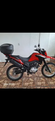 MUITO NOVA