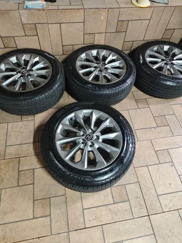 205/55/16 Pirelli P7 cinturado novos praticamente completo menos de 2k rodado
