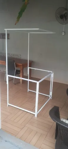 Estrutura p barraca de pipoca ou algodão doce