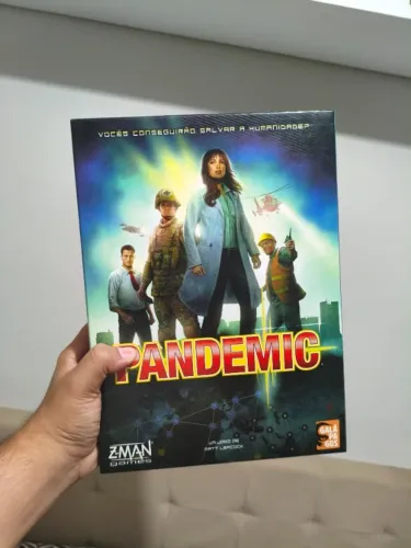 Pandemic Sleevado + Insert 