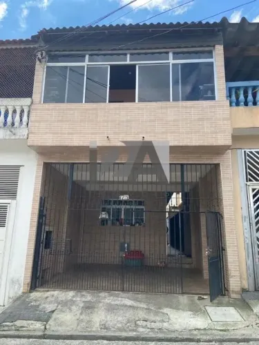 Sobrado à venda com 04 dormitórios - 02 vagas de garagem - Baronesa - Osasco SP