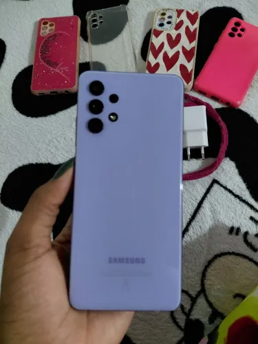 Celular A32 4g (Usado mas em bom estado)