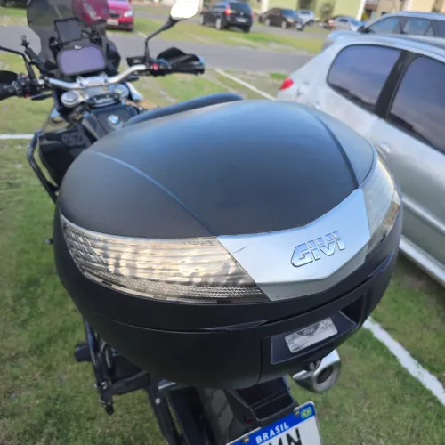 Baú Givi monokey 44Vn com encosto
