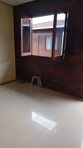 Alugo casa com 45m2 no residencial Portinare - Tarumã.