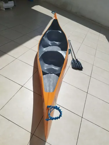Canoa Canadense fibra de vidro 2 lugares 4 metros indigena
