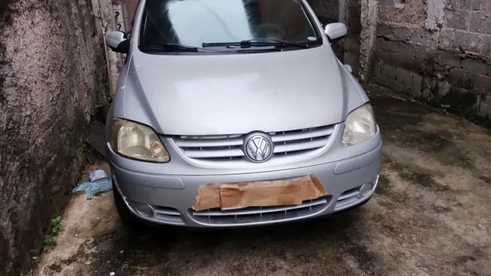 Volkswagen Fox Plus 1.0mi/ 1.0mi Total Flex 8V 3P 2005