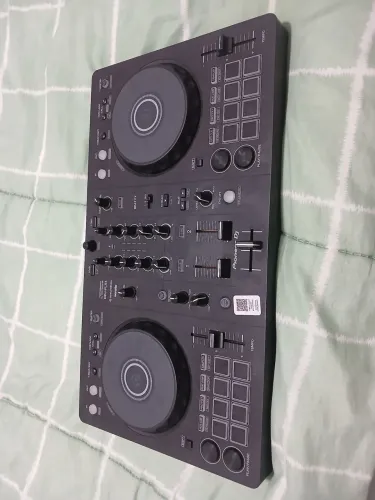 Ddj flx4 preta