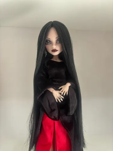 Monster High Mortícia Addams Wednesday