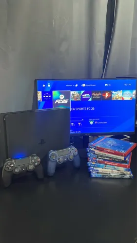 Playstation 4 + 10 jogos